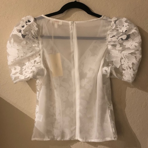NWT Peach floral embroidered sheer top - Picture 2 of 3